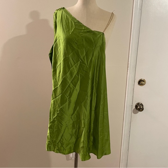 100% Silk Mini Off The Shoulder Green Dress - Picture 4 of 6